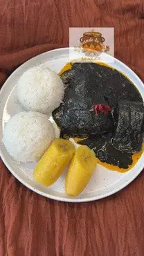 Mbongo tchobi — Restaurant Au Bureau, Longueuil